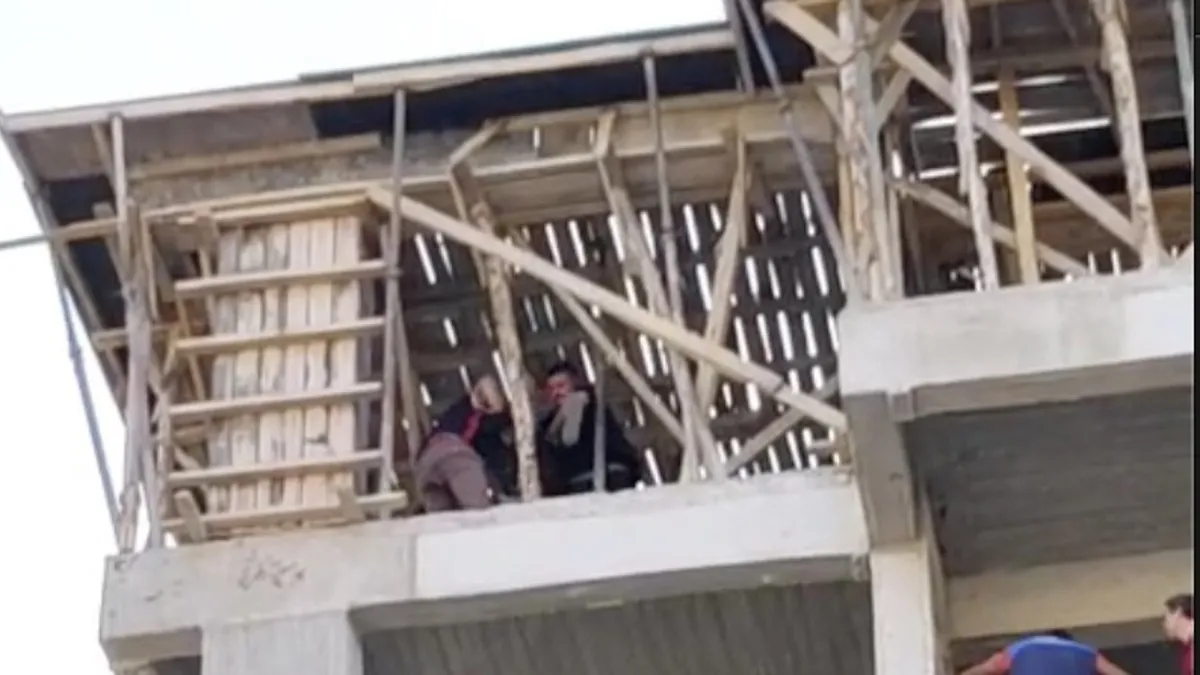 Çorum’da intihar girişimi! İnşaatın üst katına çıkan genç ekipler tarafından kurtarıldı