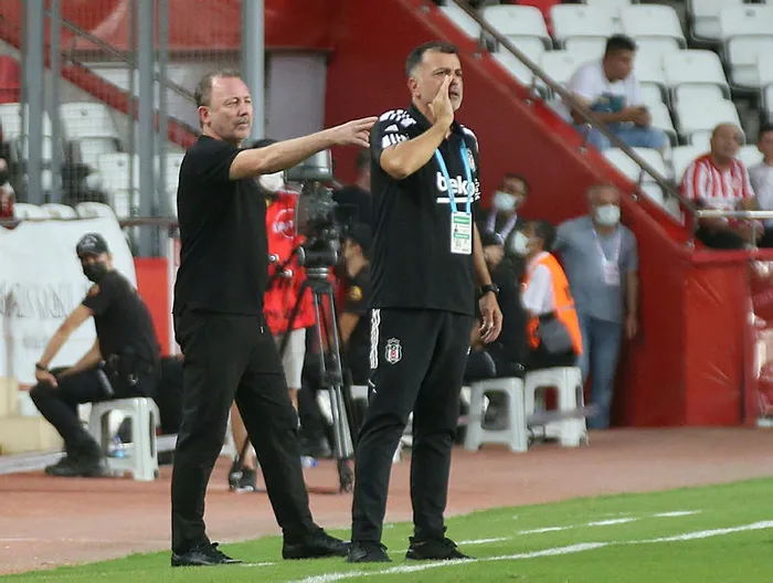 Sergen Yalçın kötü haberi duyurdu! 5-6 hafta oynayamayabilir