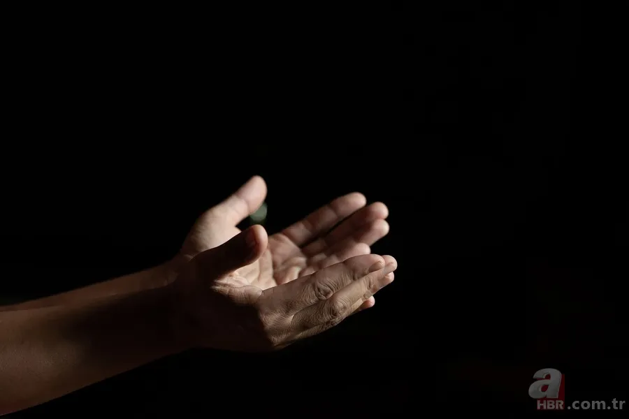 Tövbe İstiğfar duası Arapça okunuşu ve Türkçe anlamı! Regaip Kandili duası: Regaip Kandili çekilecek tesbihler ve zikirler… 2