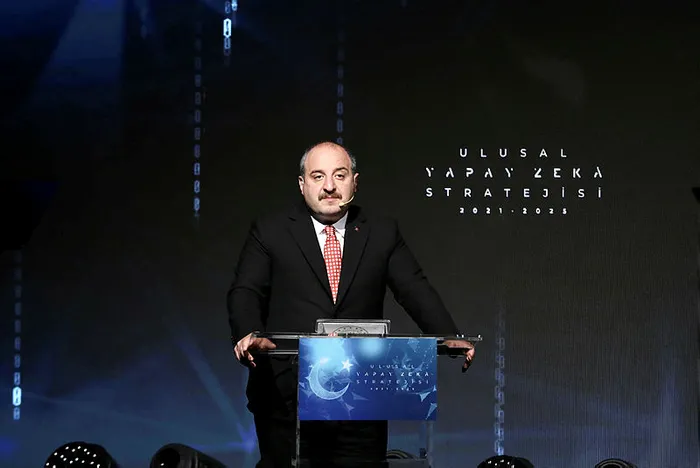 Sanayi ve Teknoloji Bakanı Mustafa Varank Türkiye'nin Ulusal Yapay Zeka Stratejisini açıkladı: 50 bin kişi istihdam edilecek - 1