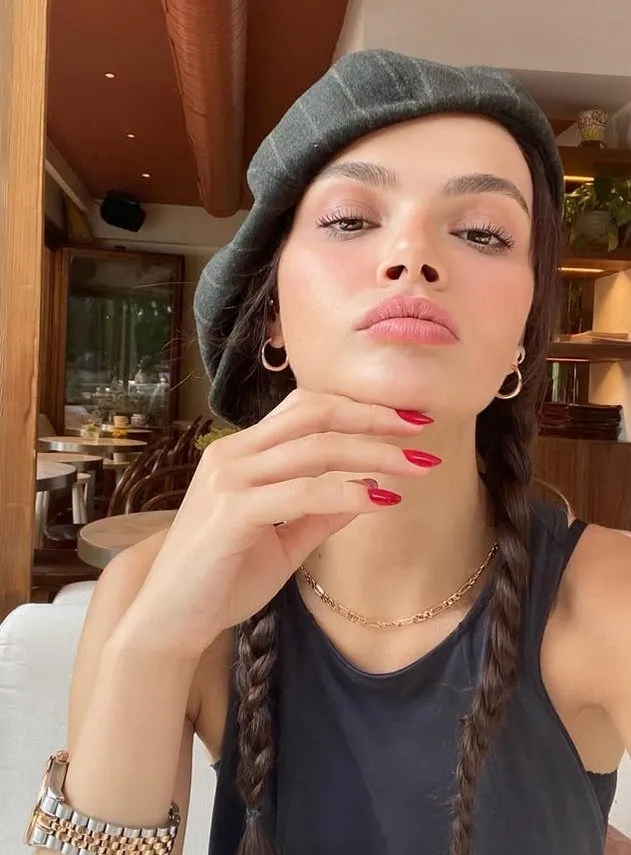 Uzak Şehir’in Alya’sı oğluyla paylaştı! İşte Sinem Ünsal’ın minik rol arkadaşı...