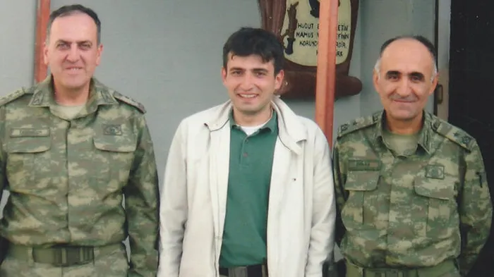 Şehit Korgeneral Osman Erbaş ile ilgili yürek yakan detay! Çocukluk arkadaşı muhtar anlattı - 3