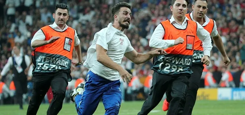 Sahaya yetkisiz giren kişilere hapis cezası