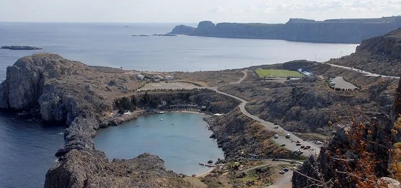 FETÖ'den aranan 3 öğretmen Rodos'a kaçtı