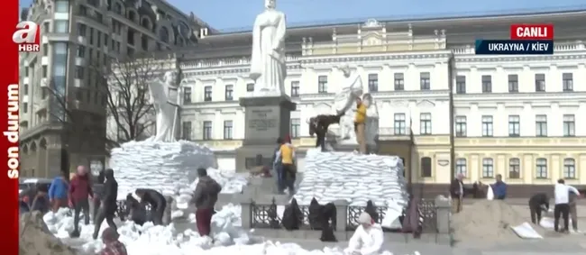 Kiev’in tarihi mekanlarına koruma! Heykellerin çevresine tahkimat yapılıyor
