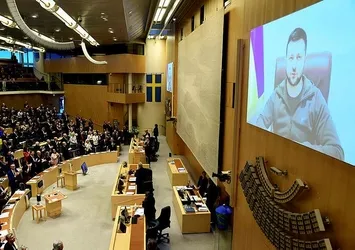 Zelenskiy NATO Zirvesi'nde konuştu! Rusya'ya yeni suçlama: Fosfor bombası kullandılar