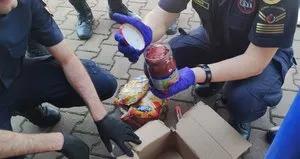 Salça kavanozundan çıkan şoke etti