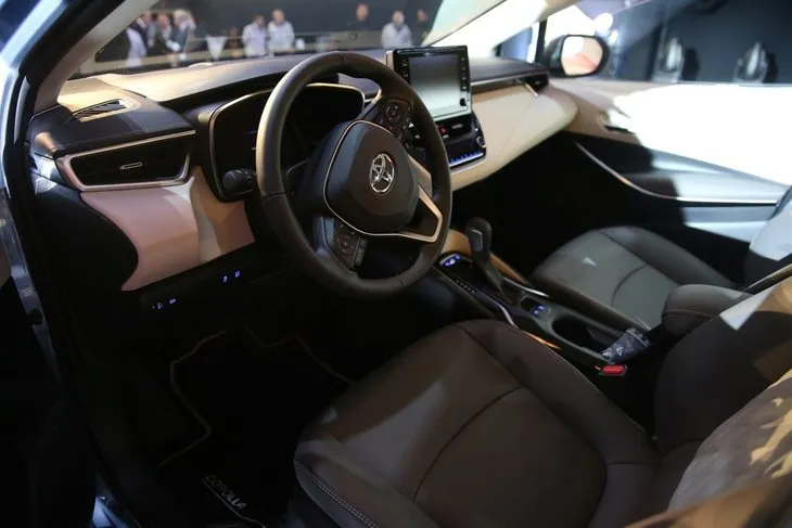 Yeni Toyota Corolla tanıtıldı! Cumhurbaşkanlığından dizel otomobil açıklaması