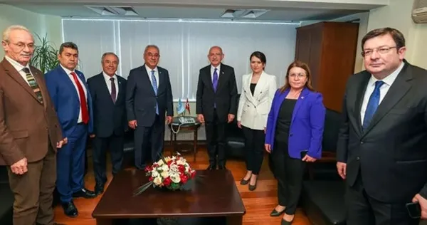 1680986484046.jpg Demokratik Sol Partisi Genel Başkanı Önder Aksakal: Kılıçdaroğlu'nun ziyareti göstermelik bir ziyaretti - 1