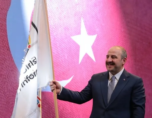 Sanayi ve Teknoloji Bakanı Mustafa Varank: Bilimin kalbi geçmişte olduğu gibi Türkiye'de atmaya devam edecek - 3