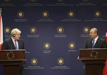 İngiltere Dışişleri Bakanı Johnson: FETÖ'cülerden kurtulacağız