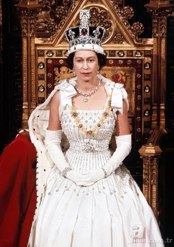 İngiltere Kraliçesi 2. Elizabeth’in tahttaki 70’inci yılı kutlaması için 16 binin üzerinde sokak partisi yapılacak