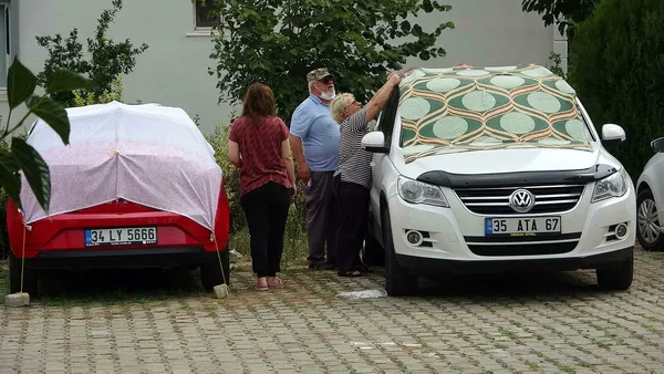 meteoroloji-ve-afad-uyardi-kuvvetli-saganak-yagis-o-gune-kadar-surecek-istanbul-ankara-izmir-hava-durumu-1661359758267.jpg Meteoroloji ve AFAD uyardı! Kuvvetli sağanak yağış o güne kadar sürecek! İstanbul Ankara İzmir hava durumu - 8