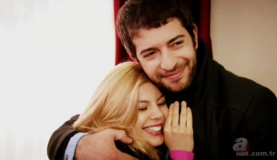 Dizi aşkı gerçek olmuştu! Deniz Yıldızı’nın Banu ve Melih’i son halleriyle gündem oldu 3