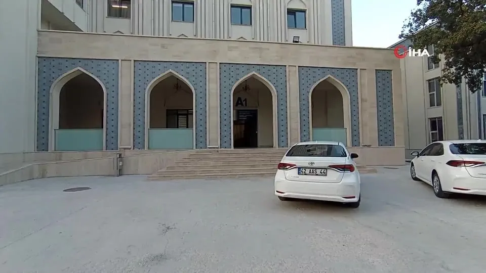Necmettin Erbakan Üniversitesi’nde kan aktı! Profesör profesörü silahla vurdu