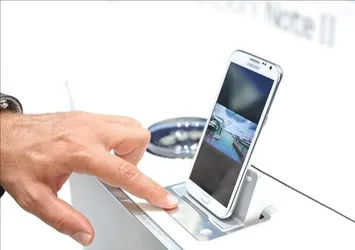 Samsung, dünyanın en büyük cep telefonu fabrikasını açıyor