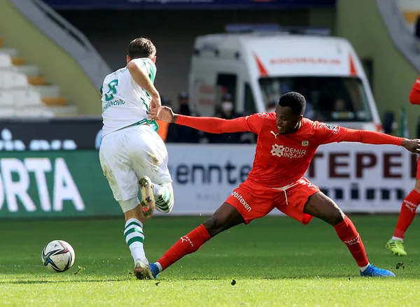 Konyaspor evinde Sivasspor'a kaybetti! Maç sonucu 0-1 - 2