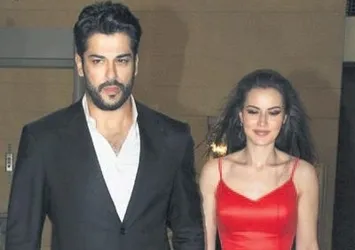Burak Özçivit ile Fahriye Evcen'e THY jesti!