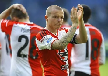 Galatasaray Jordy Clasie'ye yöneldi!