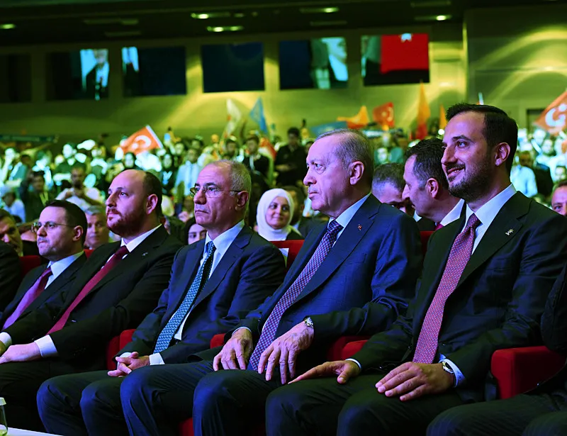 baskan-erdogandan-kiralik-konut-mujdesi-eylul-ayinda-projemize-basliyoruz-1785598898814.png (Foto: AA)