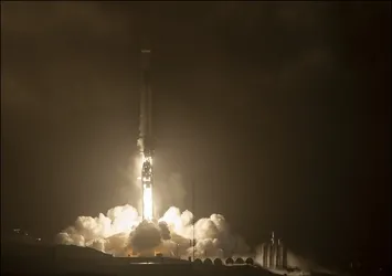 NASA'nın DART görevi resmen başladı! Dünyayı korumak için astroid ile çarpışacak
