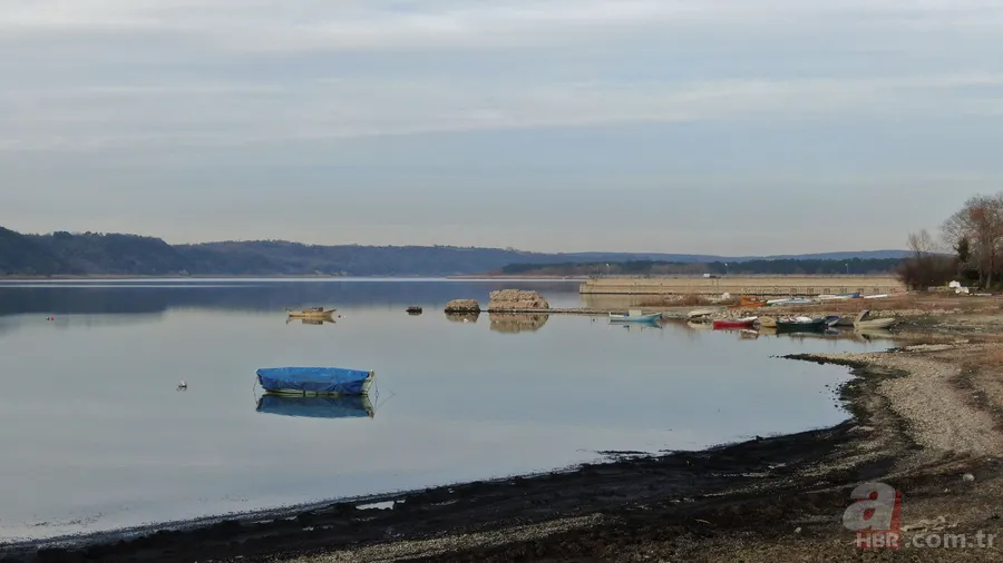 İstanbul'da barajlar alarm veriyor: Son 10 yılın en düşük seviyesinde! Tarihi Çakmak Hattı ortaya çıktı 14