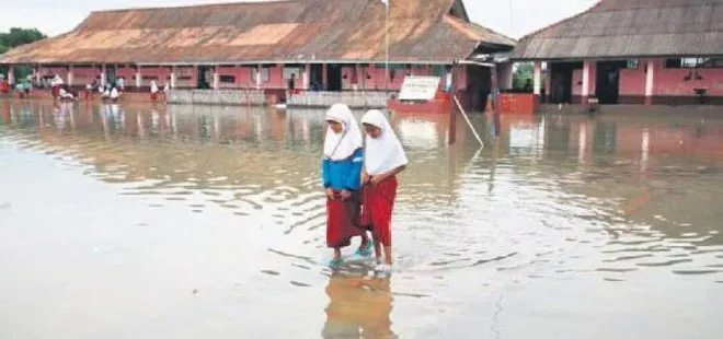 Endonezya sulara gömülüyor