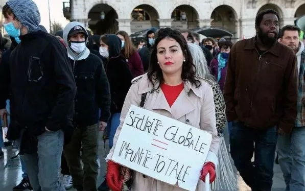 Koronavirüs kabusu yeniden hortladı! Avrupa da kurtulamıyor - 17