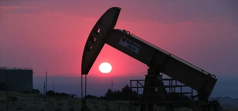 Rusya'nın Ukrayna açıklaması piyasayı değiştirdi! Petrol fiyatı düştü mü? Brent petrol, altın, dolar ve ruble ne kadar oldu?