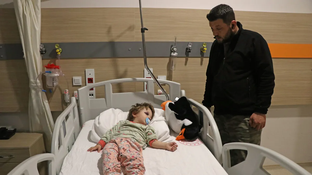 Yalova'da vahşet! 14 aylık kızıyla saldırıya uğrayan baba A Haber'de: Aşiretiz evini sat git