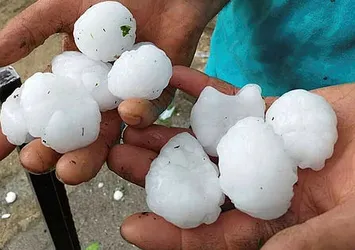 Ordu’da ceviz büyüklüğünde dolu yağdı