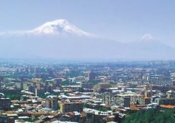 İpekyolu’nun merkez istasyonu: Kars