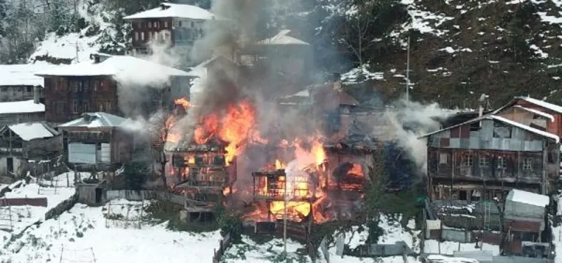 Rize’de korkutan yangın! Alevler bir anda büyüdü