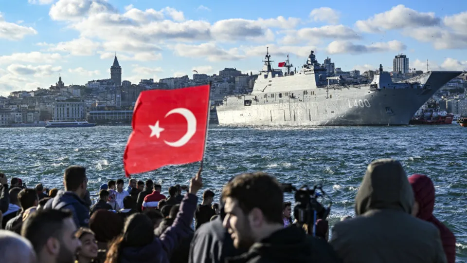 TCG Anadolu yeniden Sarayburnu’nda! Ne zamana kadar ziyaret edilebilecek?