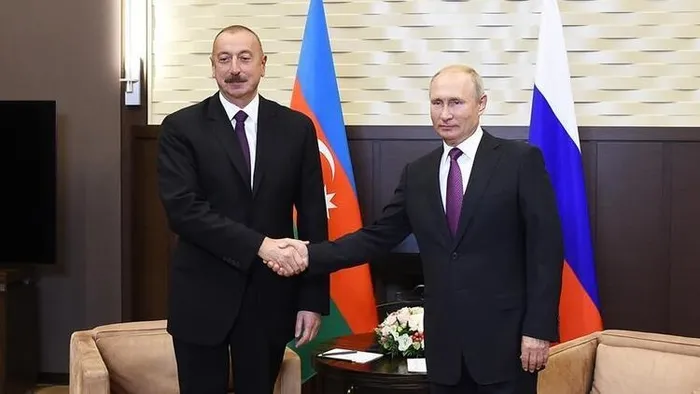 Azerbaycan Cumhurbaşkanı Aliyev, Rusya Devlet Başkanı Putin bir araya geldi - 4