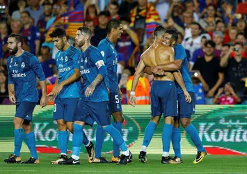 Real Madrid, Barcelona'yı evinde ezdi geçti