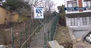 Metrobüs merdiveni çilesi