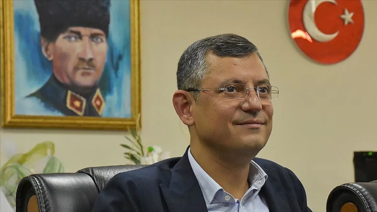 CHP lideri Özgür Özel'den 15 Temmuz açıklaması: Darbe girişimine tiyatro diyen eksik akıllıdır