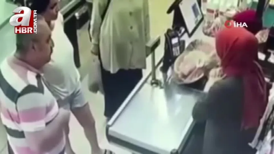 Markette ilginç kavga kamerada!