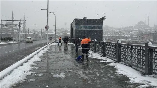 İstanbul'a kar ne zaman geliyor? La Nina etkisini gösterecek❄ | Meteoroloji'den uyarılar peş peşe geldi | Gece ve gündüz arasında 20 derece sıcaklık farkı olacak - 12