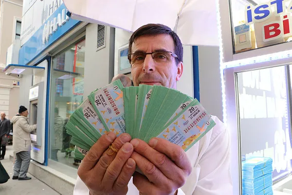 Milli Piyango TV canlı izle! 2022 Milli Piyango yılbaşı özel çekiliş izle! Kesintisiz Milli Piyango çekiliş canlı yayın!