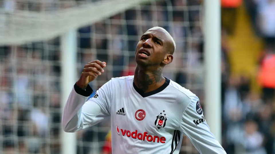 Quaresma'dan Talisca'ya: "Bana yalvaracak"