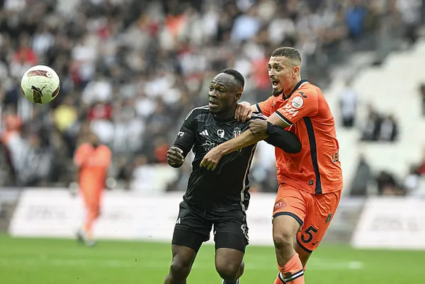 besiktas-rams-basaksehir-maci-canli-anlatim-1699796475995.jpg Beşiktaş Başakşehir'i tek golle geçti! Kötü gidişe Rıza Çalımbay 'dur' dedi! - 2