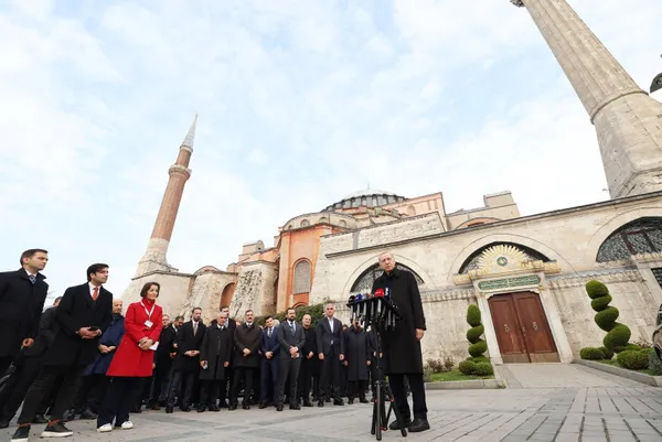 baskan-recep-tayyip-erdogan-bayram-namazi-sonrasi-aciklamalarda-bulundu-gidilmemis-il-birakmak-istemiyorum-1682059062599.jpg Başkan Recep Tayyip Erdoğan, bayram namazı sonrası açıklamalarda bulundu: Gidilmemiş il bırakmak istemiyorum - 2