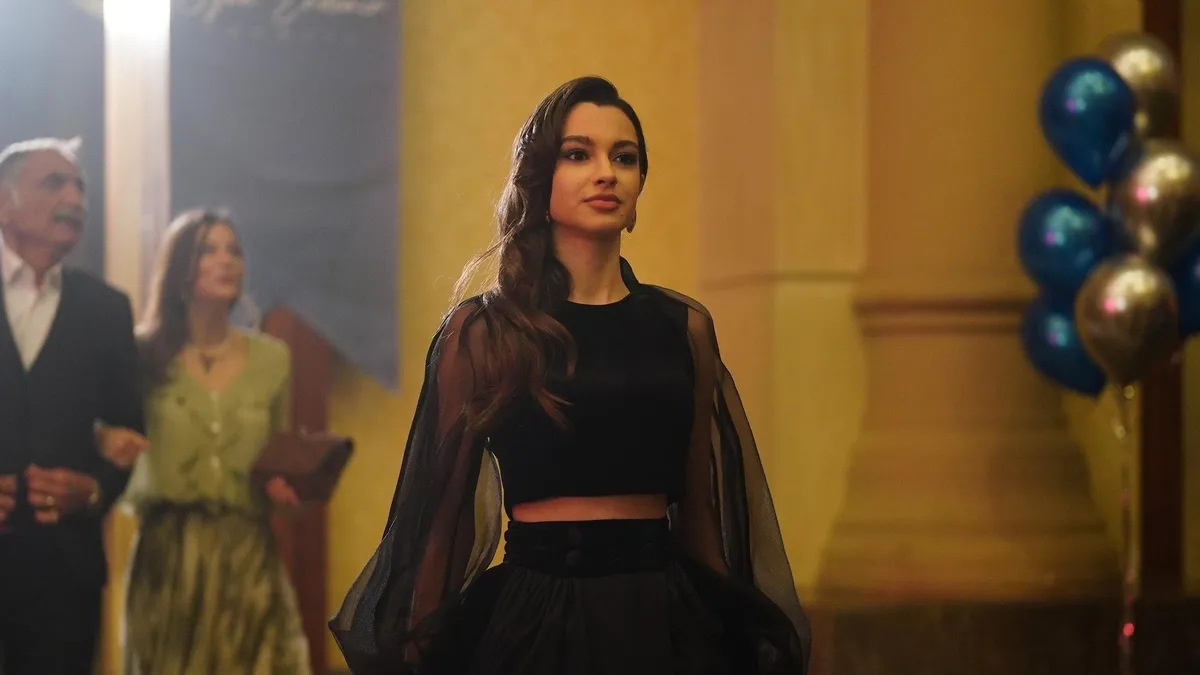 Bir Gece Masalı'nda Ozan Canfeza'yı kandırıyor!