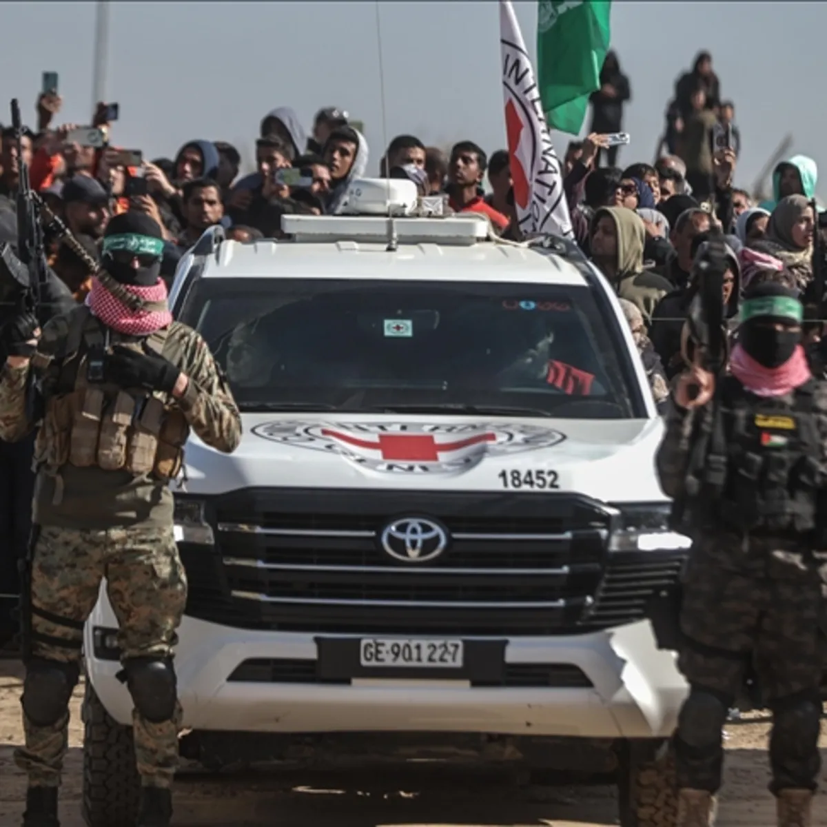 Hamas, Gazze'deki Ateşkesin İkinci Aşaması İçin Mısır'da Görüşmeler Yapıyor