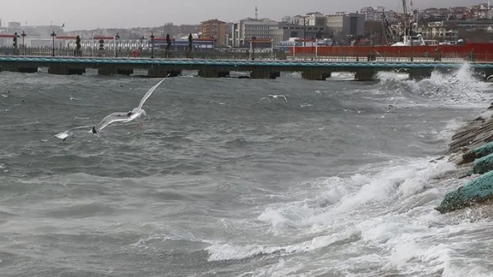 Mamara’da lodos etkili oluyor
