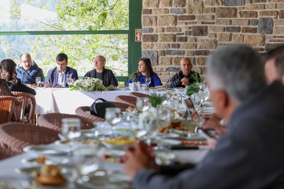 Kemal Kılıçdaroğlu’ndan CHP’nin geleceğine ilişkin açıklama: “Parti, tarihinde olmadığı kadar kirli bir sürecin içine sokuldu” - 2