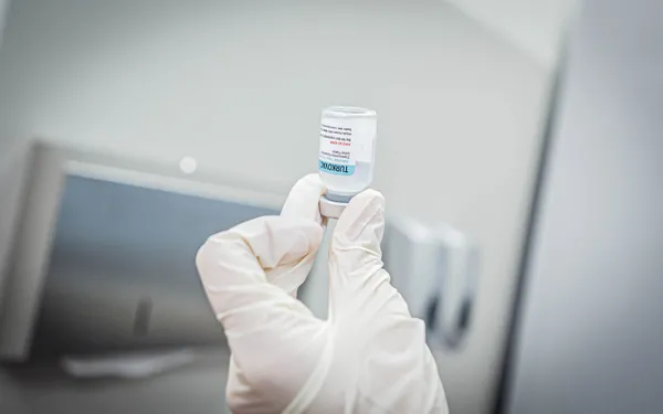 TURKOVAC’a vatandaşlardan yoğun ilgi! Bilim insanlarımıza güveniyoruz