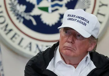 Trump, Davos seyahatini iptal etti